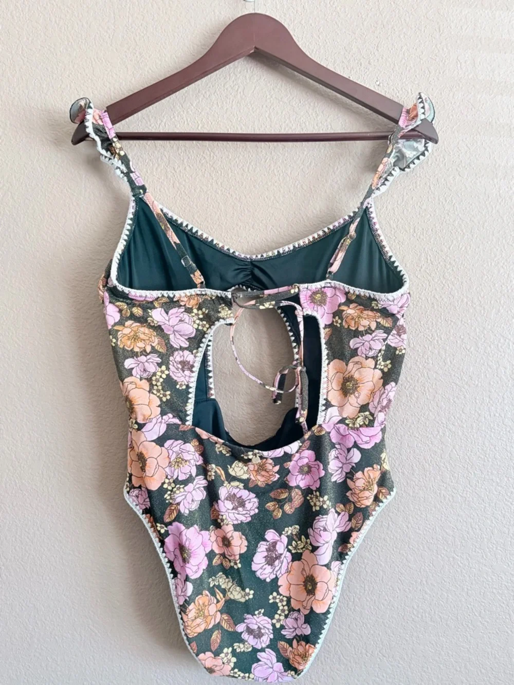 Victoria's Secret Floral Cutout One-Piece Swimsuit with Gold Shimmer Size XL